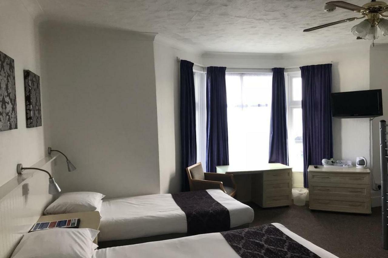 Marina Hotel Sandown Eksteriør billede